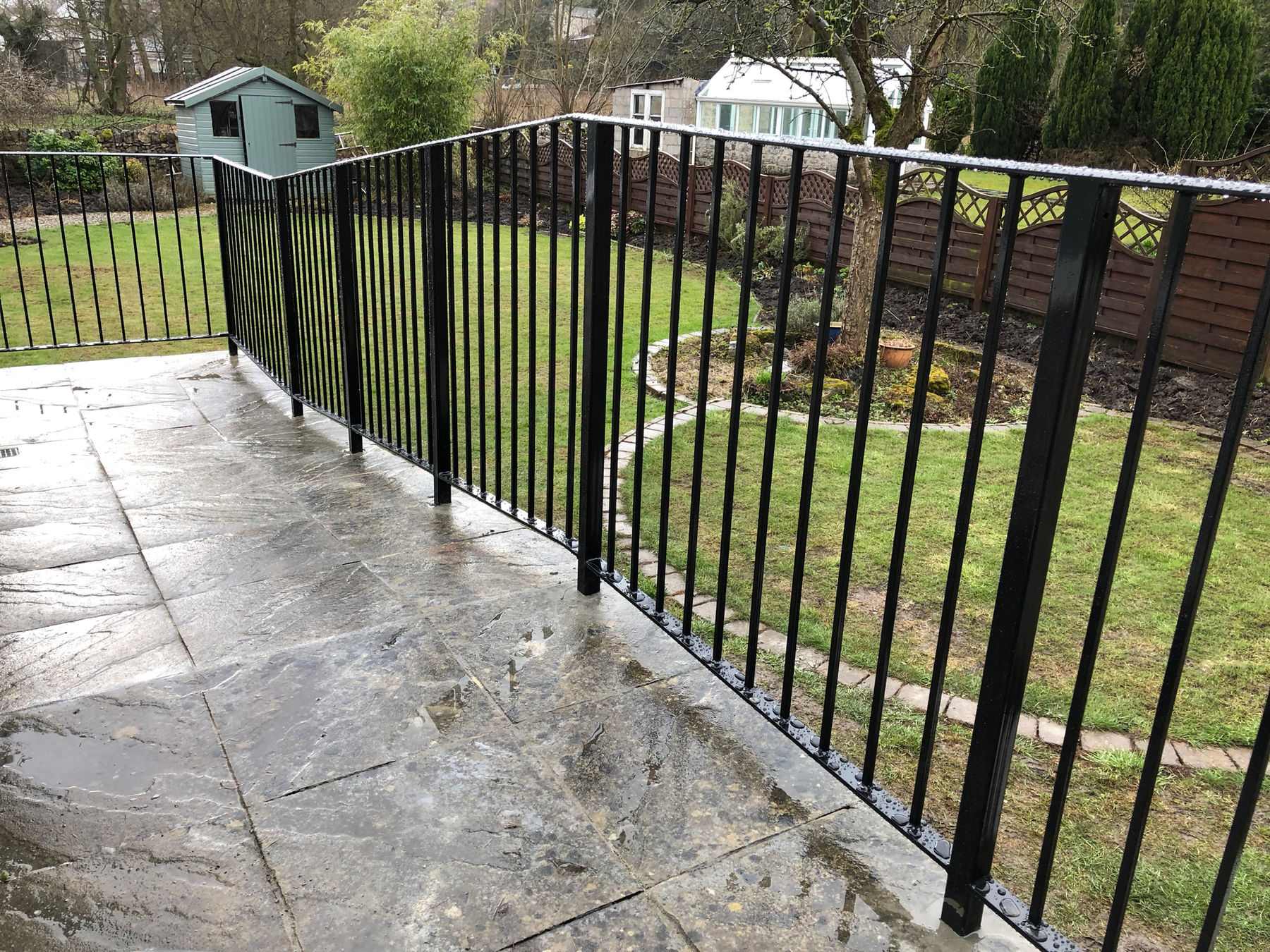 Powder-coated steel garden railings